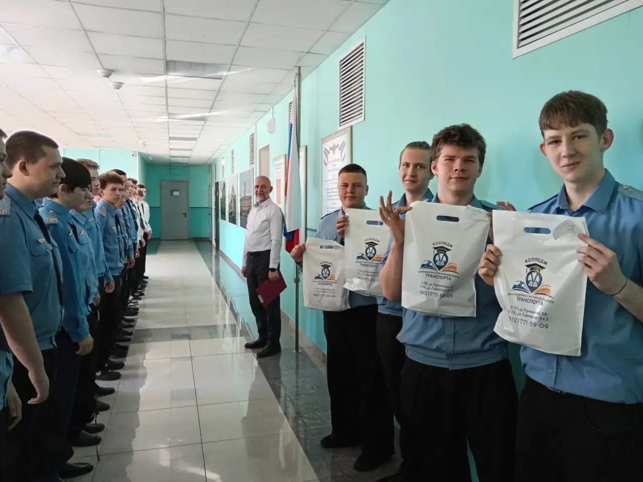 Чествуем наших волонтеров!