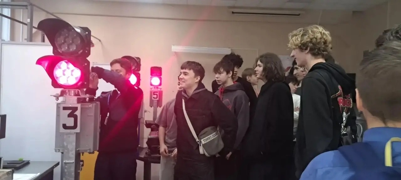 Профориентация! Школьники у нас в гостях!